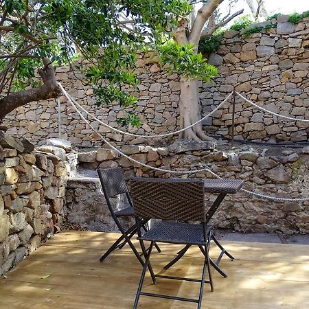 A Casa Di Babbo Apartment Алгайола Екстериор снимка